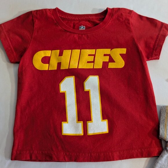 NFL Chiefs 6-9 Month Onesie NWT Stocking Cap 2T Chiefs Tee Red Alex Smith 11 - Picture 10 of 11